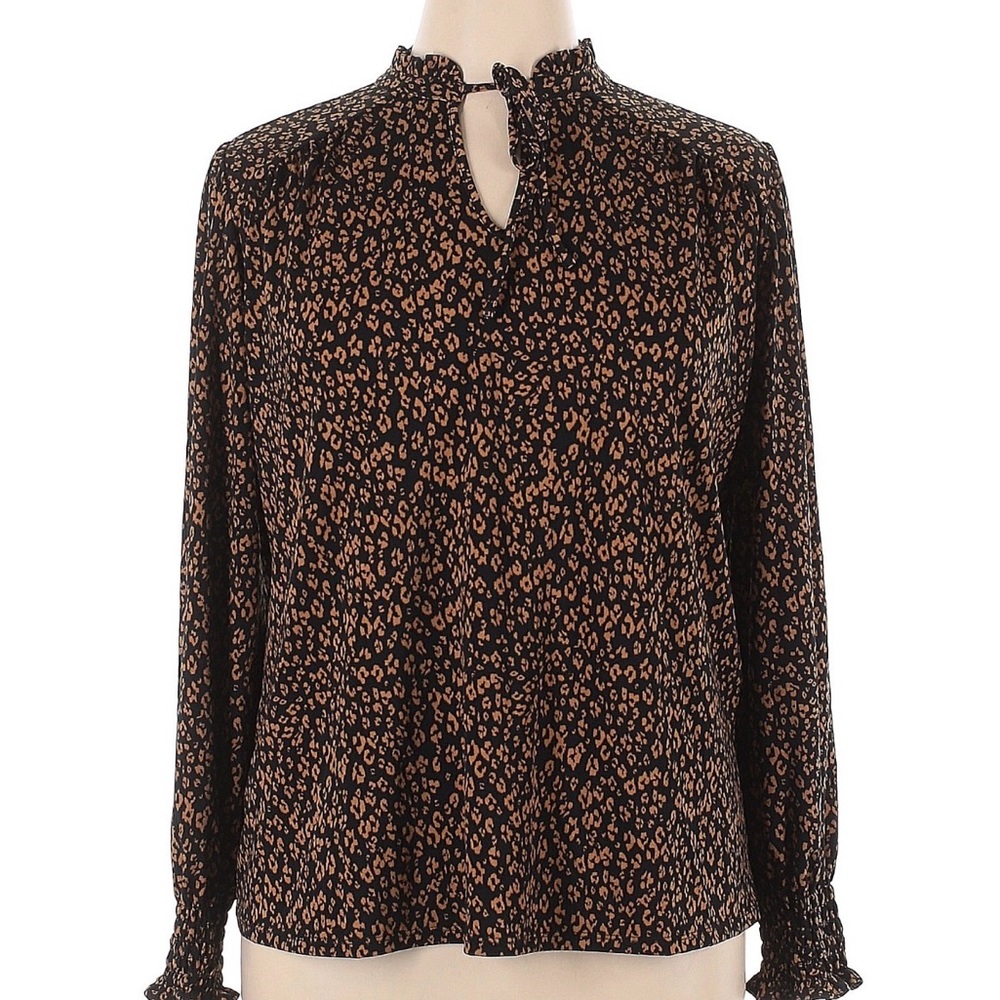 Long sleeved blouse